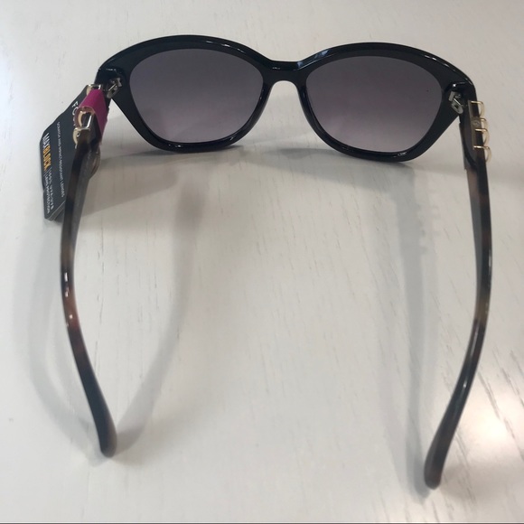 NWT Foster Grant sunglasses with MAXBLOCK - Picture 3 of 4